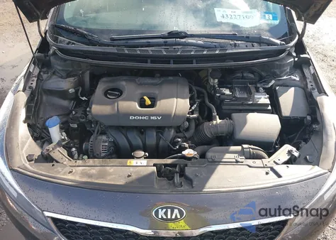 2018 Kia Forte Lx z USA, uszkodzony, nr VIN 3KPFK4A79JE197248